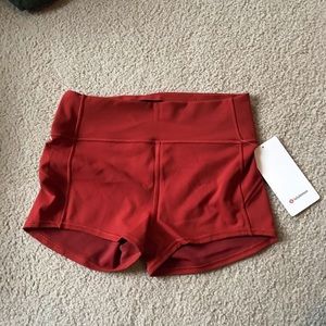 Lulu lemon in movement short 2.5